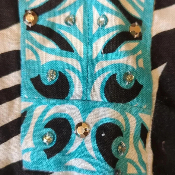 Linen Fashion Top - Picture 2 of 10